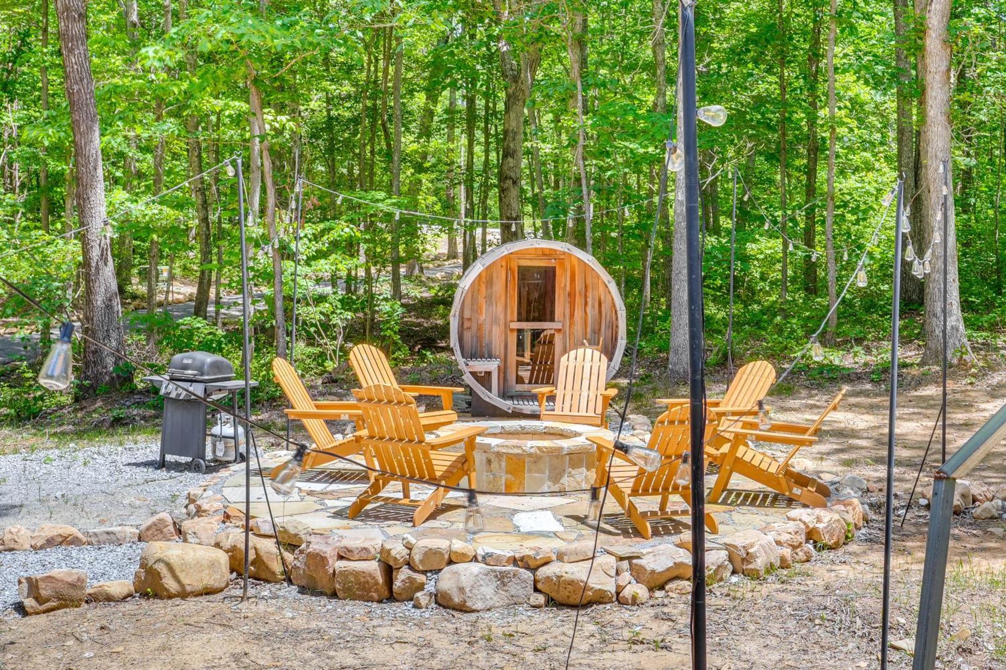 Monteagle Cabin With Swim Spa, Sauna And Fire Pit! 外观 照片